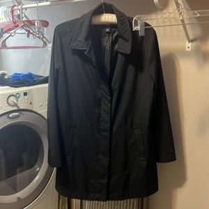 GAP women’s black rain jacket size L